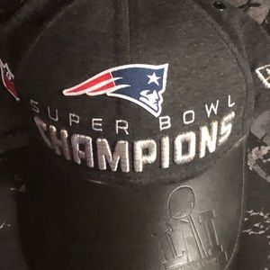 Super Bowl 51/LI: N E Patriots Locker Room Hat